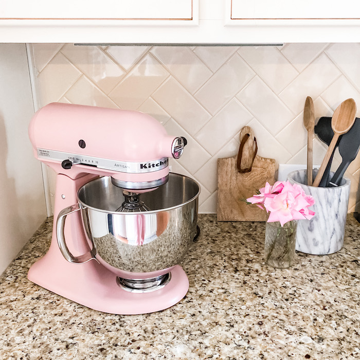 I'm in LOVE With my KitchenAid Mixer! 